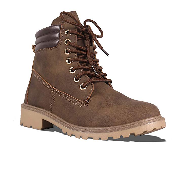 How to Dress Like Malorie Hayes 20 bullock-puffer-boot