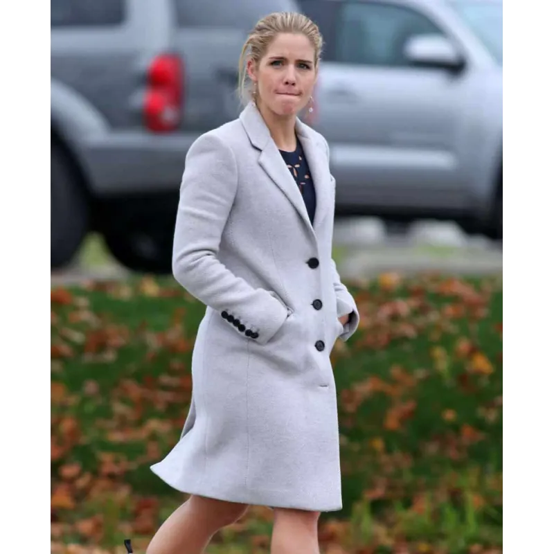 Arrow S06 Emily Bett Rickards White Coat