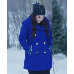 Lexi Giovagnoli The Christmas Listing Blue Coat
