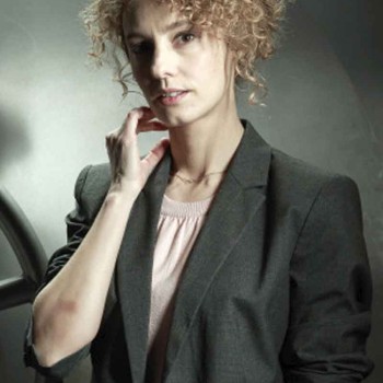 Money Heist Monica Gaztambide Blazer