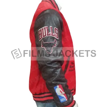 Pro Standard Chicago Bulls Varsity Jacket