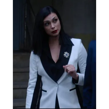 The Endgame 2022 Morena Baccarin White And Black Blazer