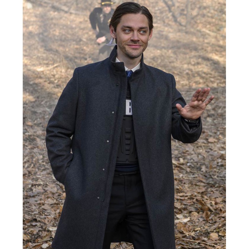 Tom Payne Prodigal Son Pilot Black Coat Tom Payne Prodigal Son Pilot Black Coat