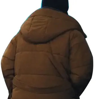 True Detective S04 Annie Kowtok Yellow Puffer Coat