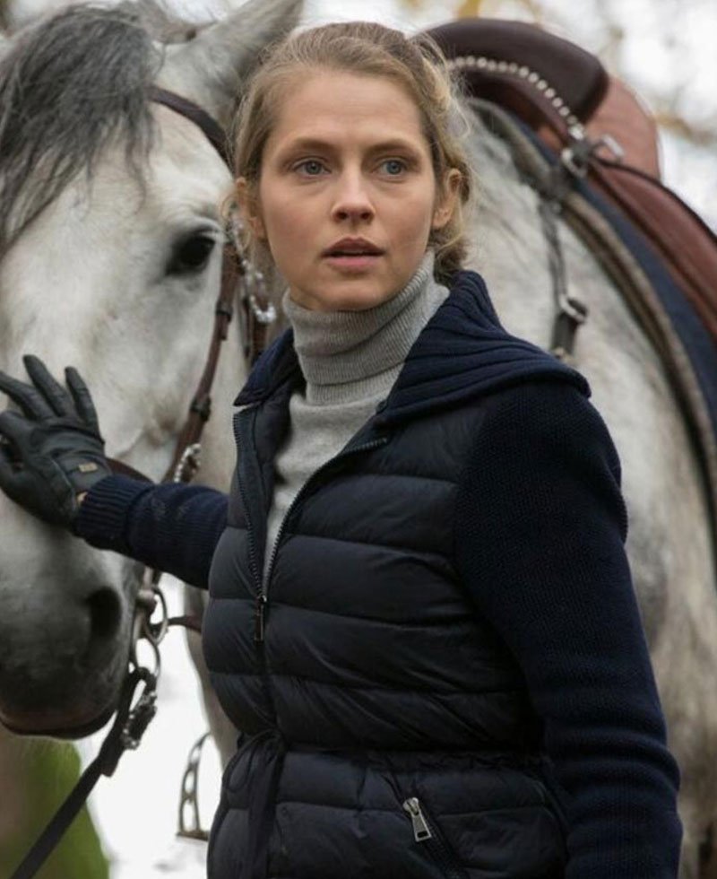 A Discovery of Witches Teresa Palmer Black Jacket