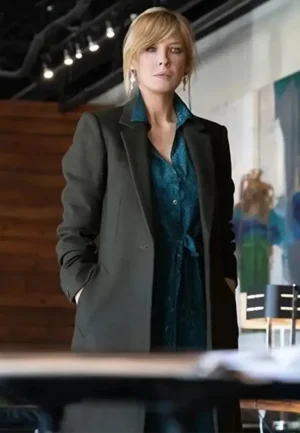 beth dutton trench coat