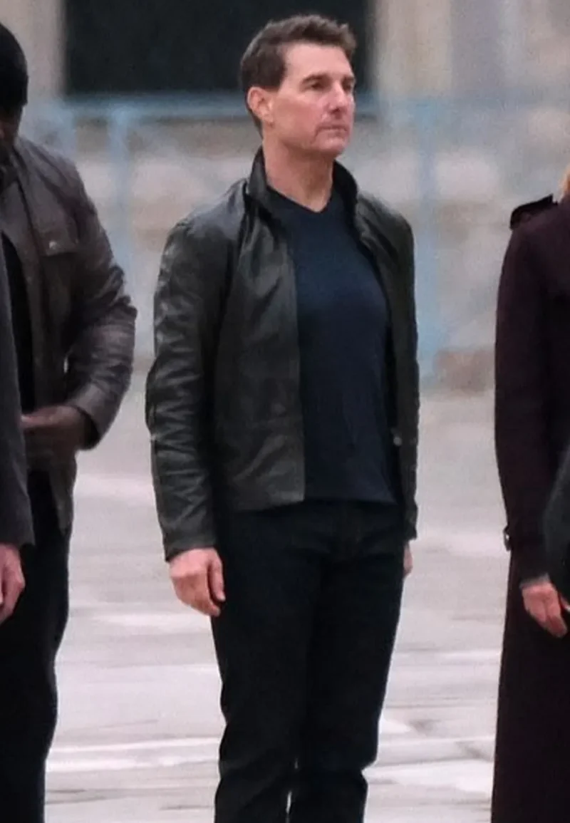 mission impossible 7 tom cruise black jacket