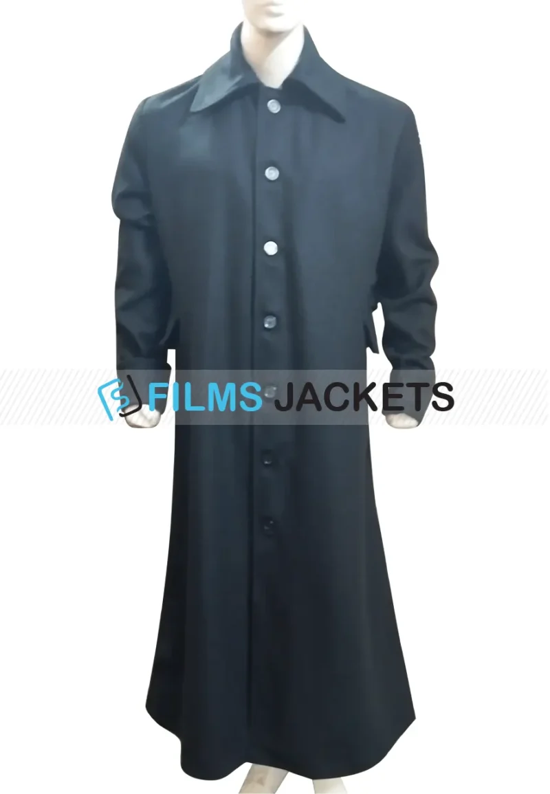 wednesday-2022-uncle-fester-black-coat