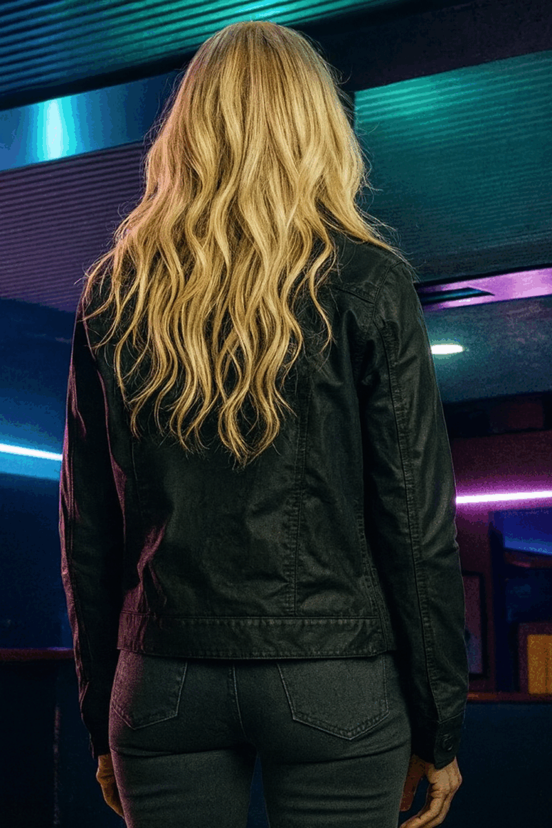 cameron-diaz-black-jacket