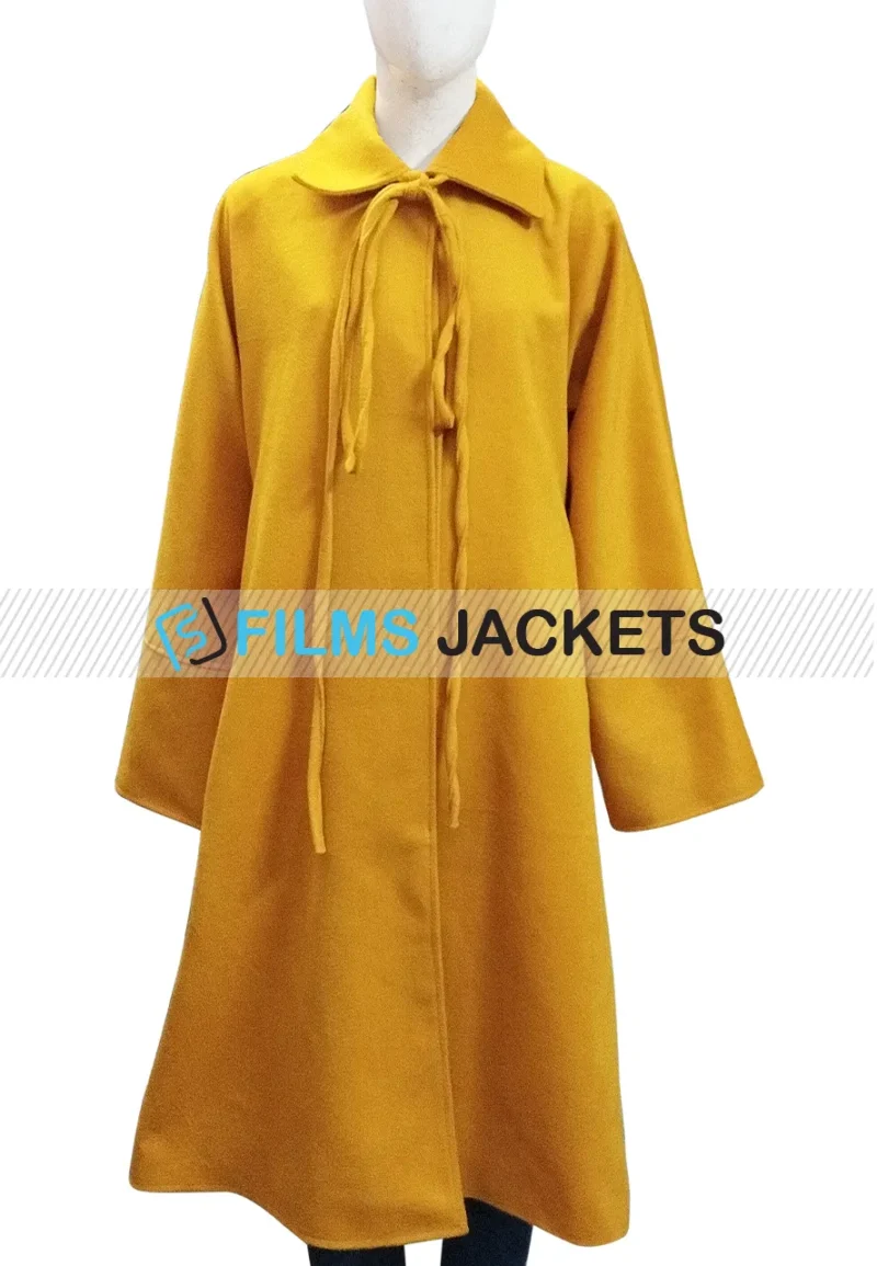 killing eve jodie comer yellow coat
