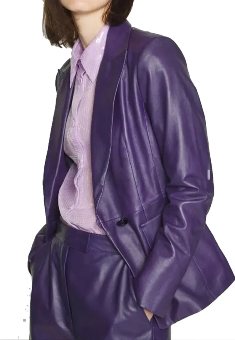 women purple blazer