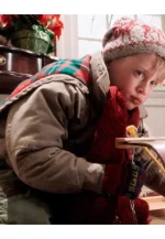 macaulay culkin home alone 1990 warm clothes