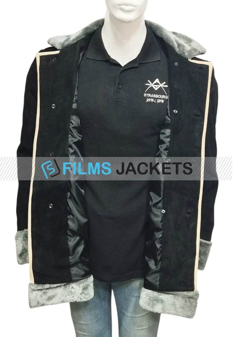 one piece s02 taz skylar coat