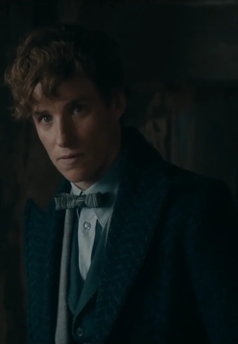 eddie redmayne black coat