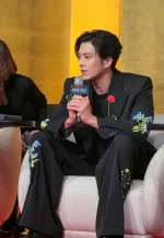 mackenyu suit