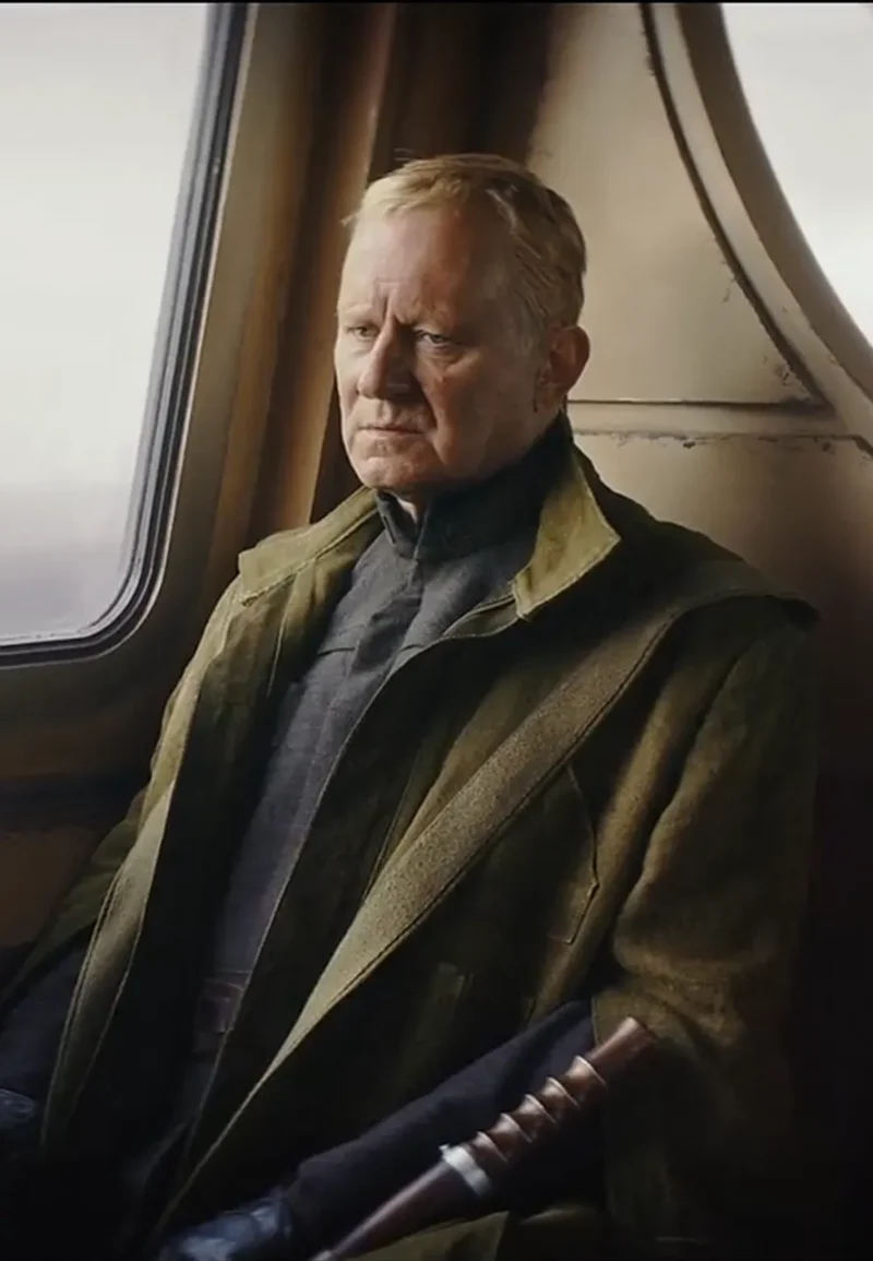 star was andor green coat