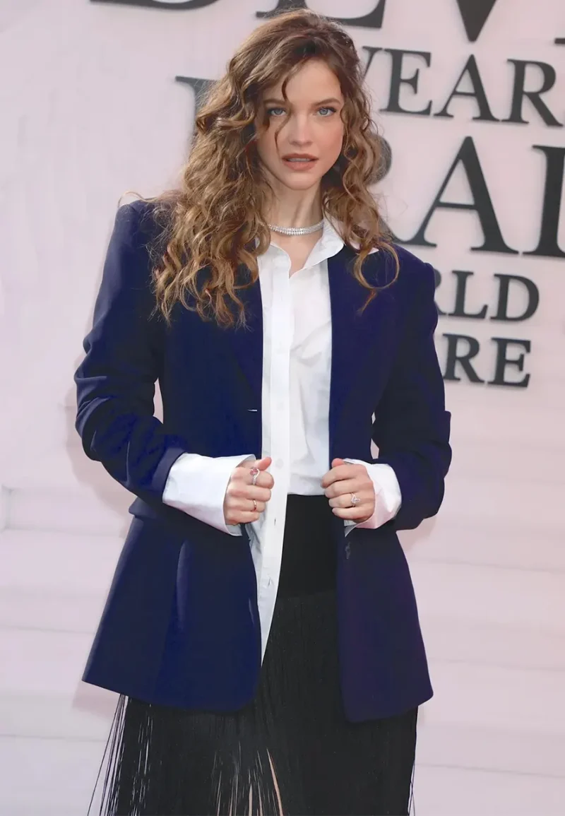 barbara palvin blue blazer