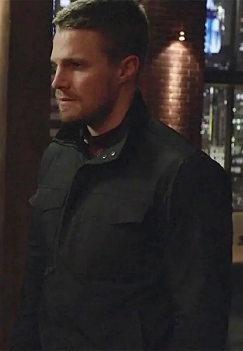 stephen-amell-field-black-jacket stephen amell field black jacket