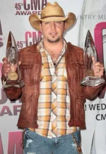 country music star jason aldean jacket