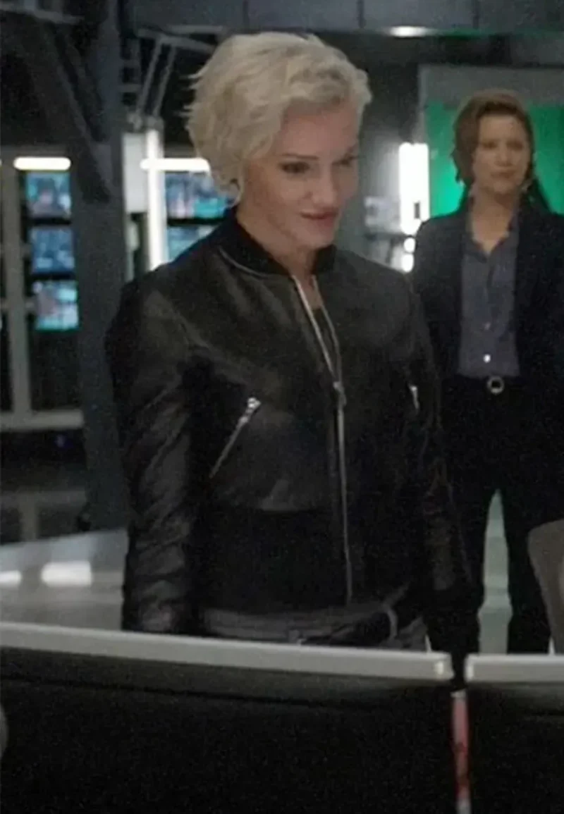 katie-cassidy-leather-jacket katie cassidy leather jacket
