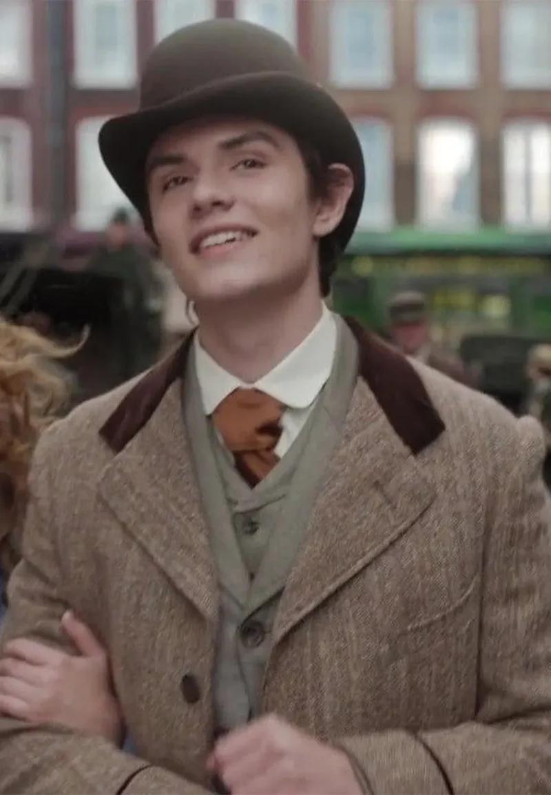 louis-partridge-coat louis partridge coat