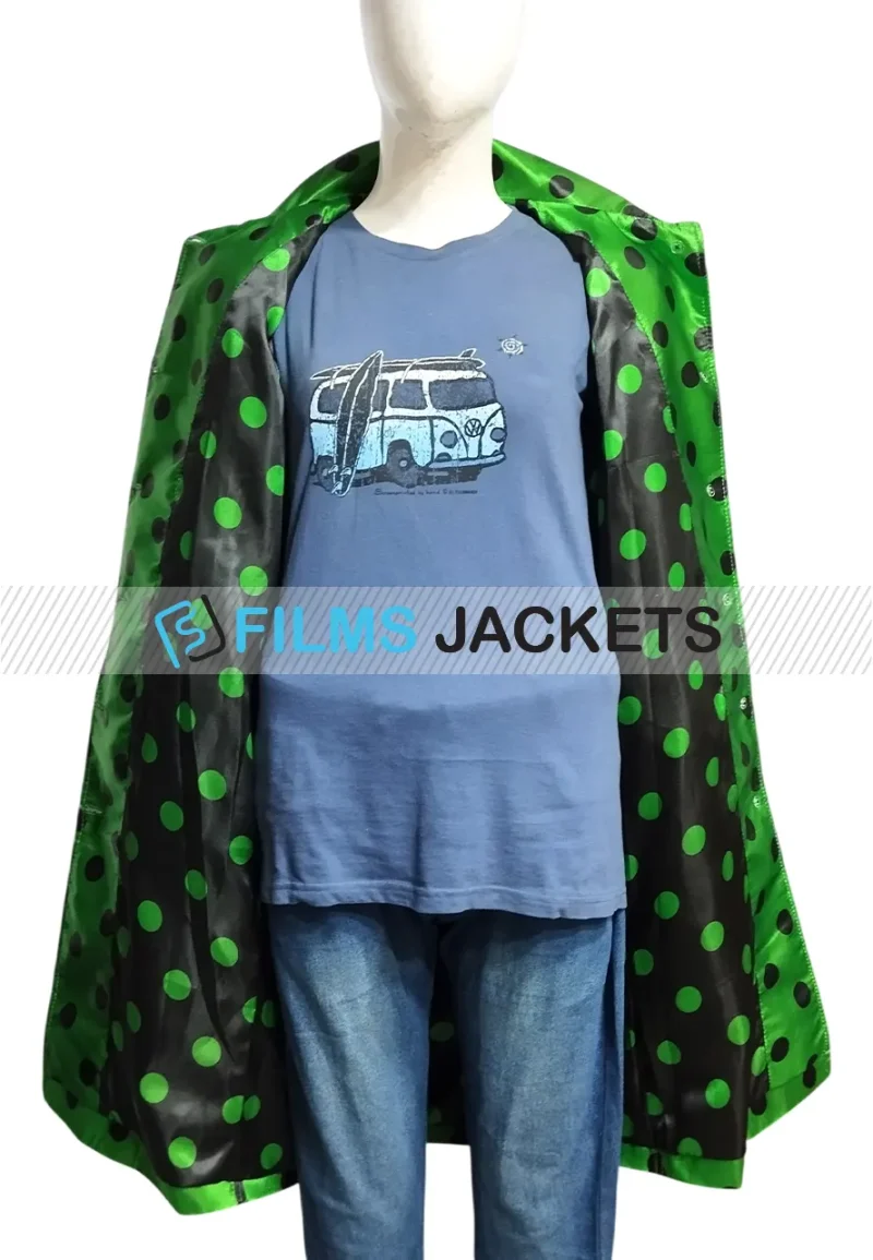 meryl streep green coat
