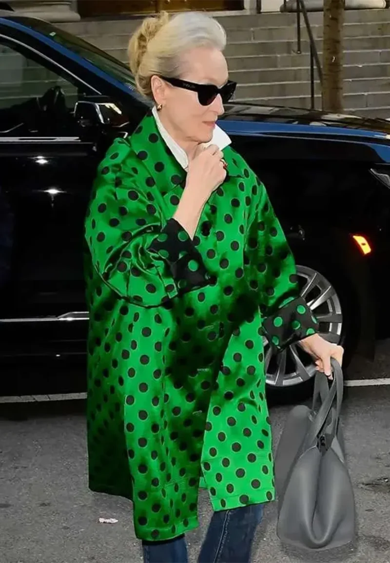 meryl streep green coat devil wears prada