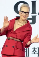 meryl streep red blazer