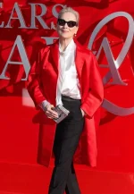meryl streep red coat