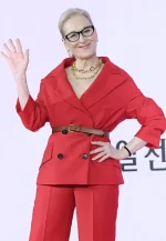 meryl streep the devil wears prada 2 blazer