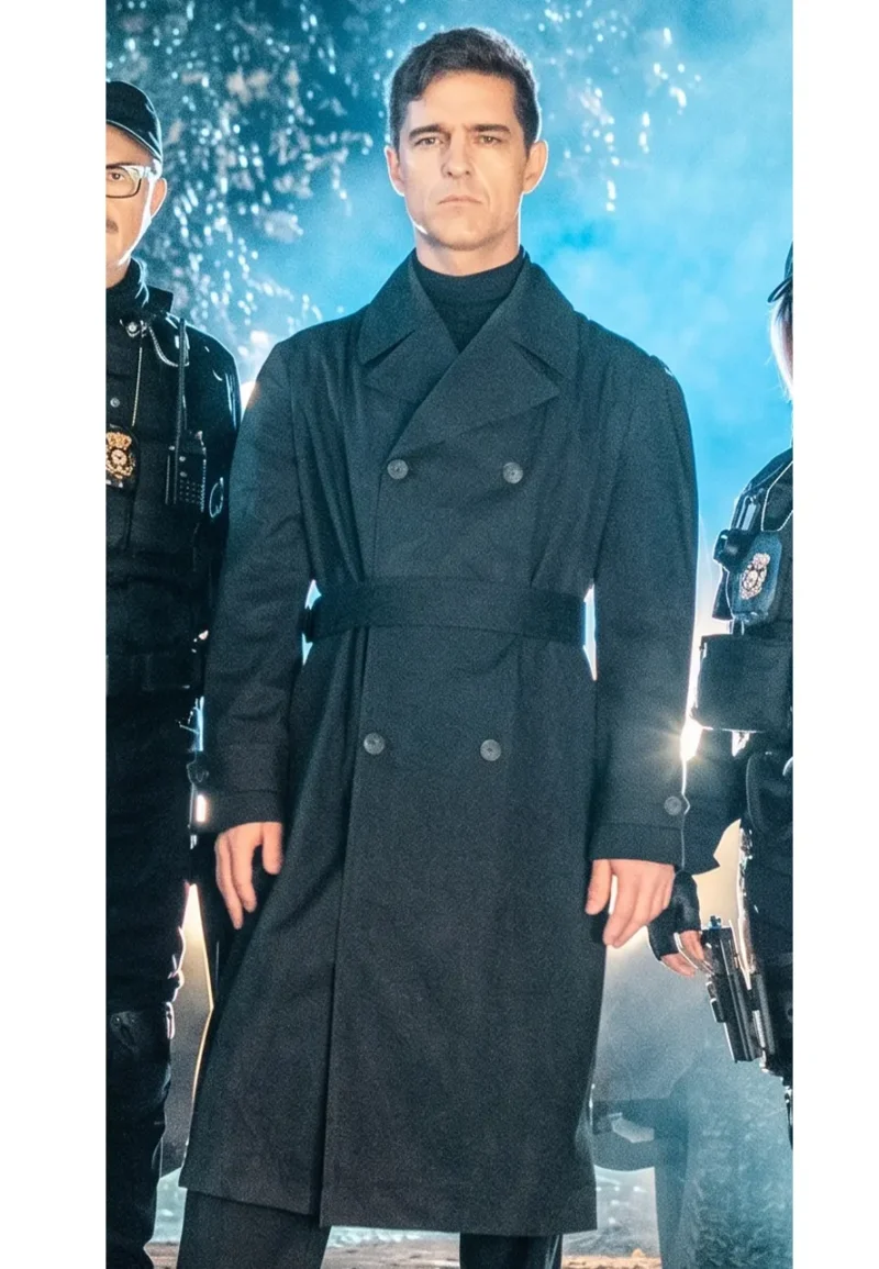 pedro-alonso-black-coat pedro alonso black coat