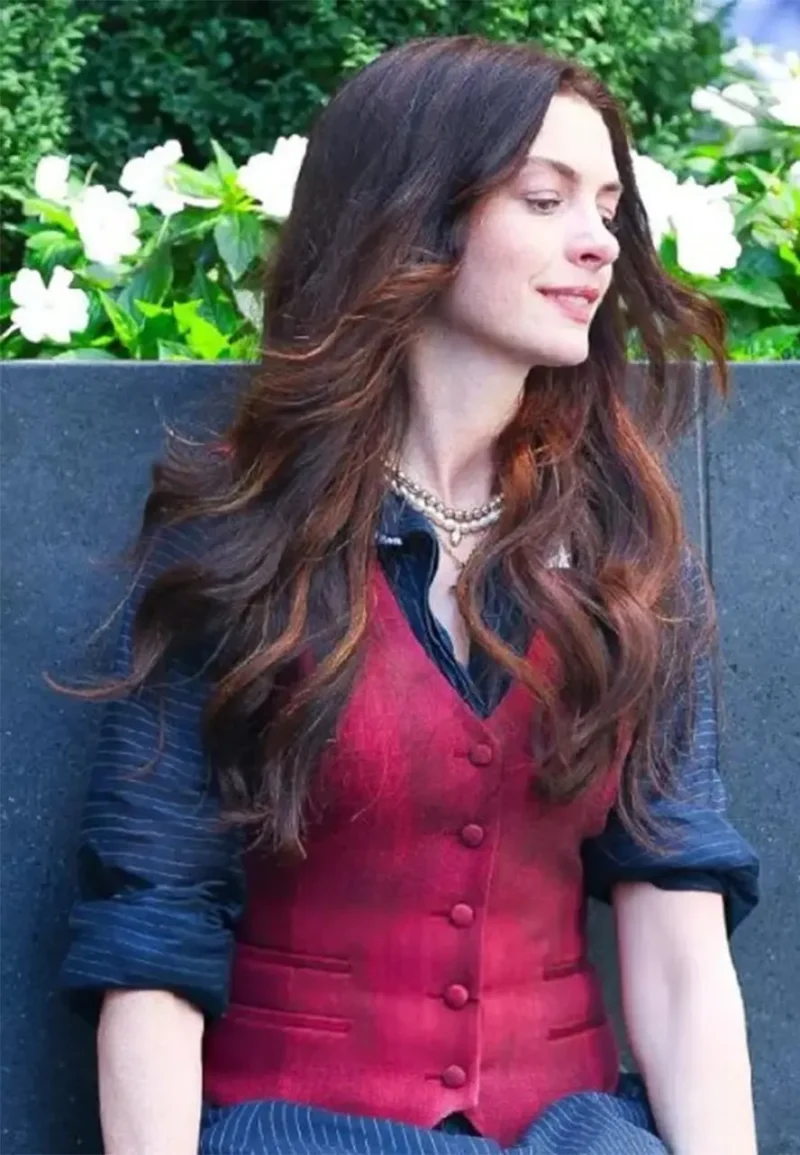 the devil wears prada 2 red vest