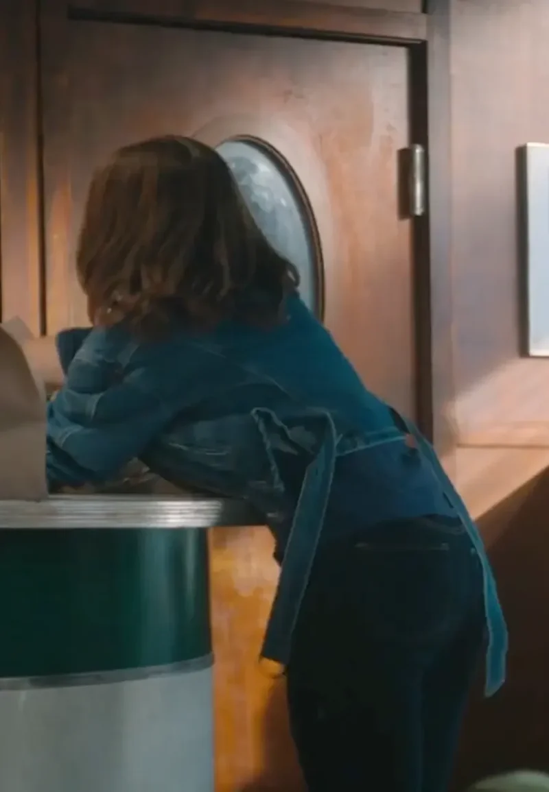 hannah wells blue jacket