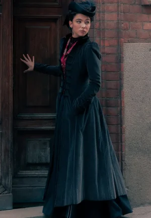 matilda de angelis velvet coat