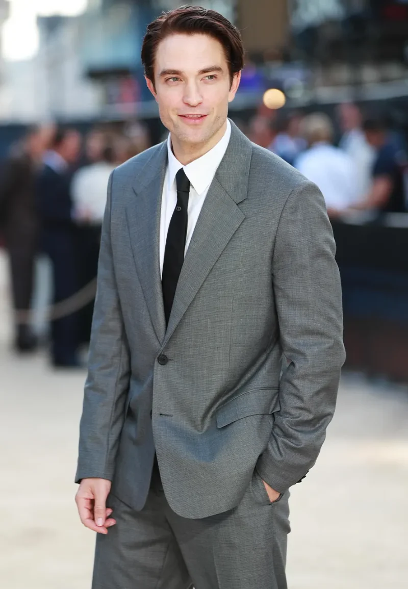 robert pattinson grey blazer