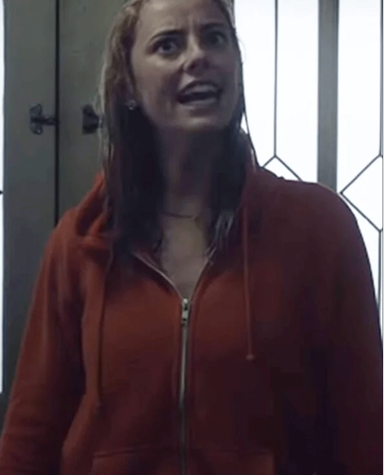 crawl-scodelario-hoodie.gif