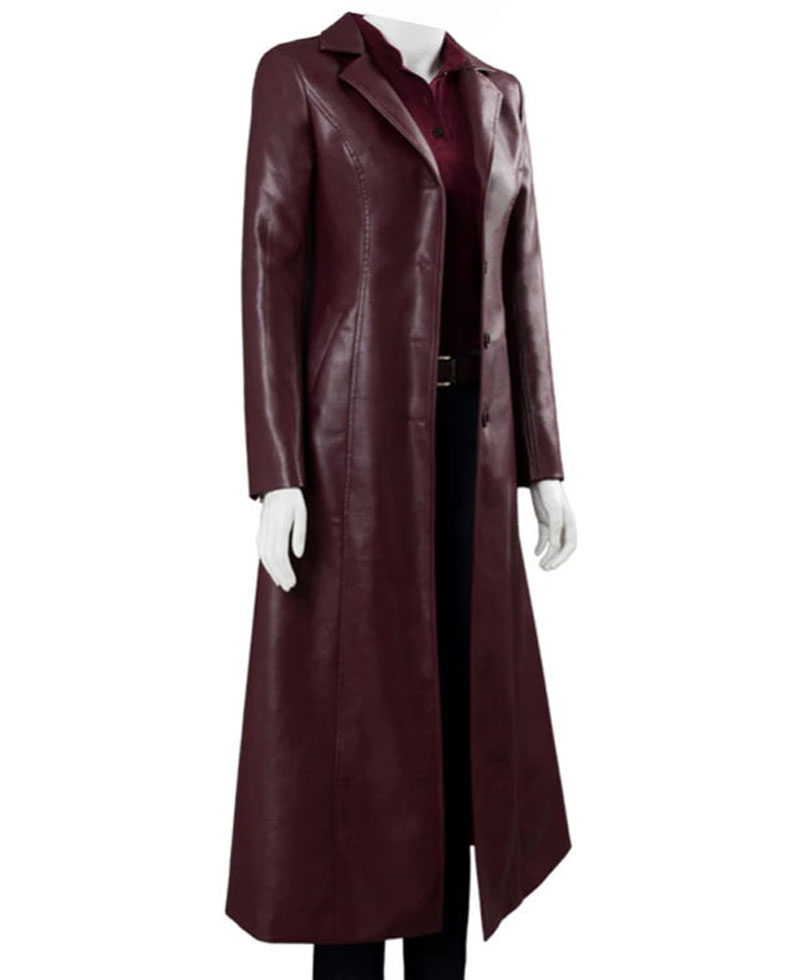 dark-phoenix-sophie-turner-leather-coat.jpg