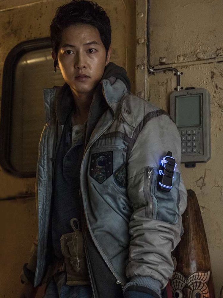 kim-tae-ho-space-sweepers-jacket.jpg