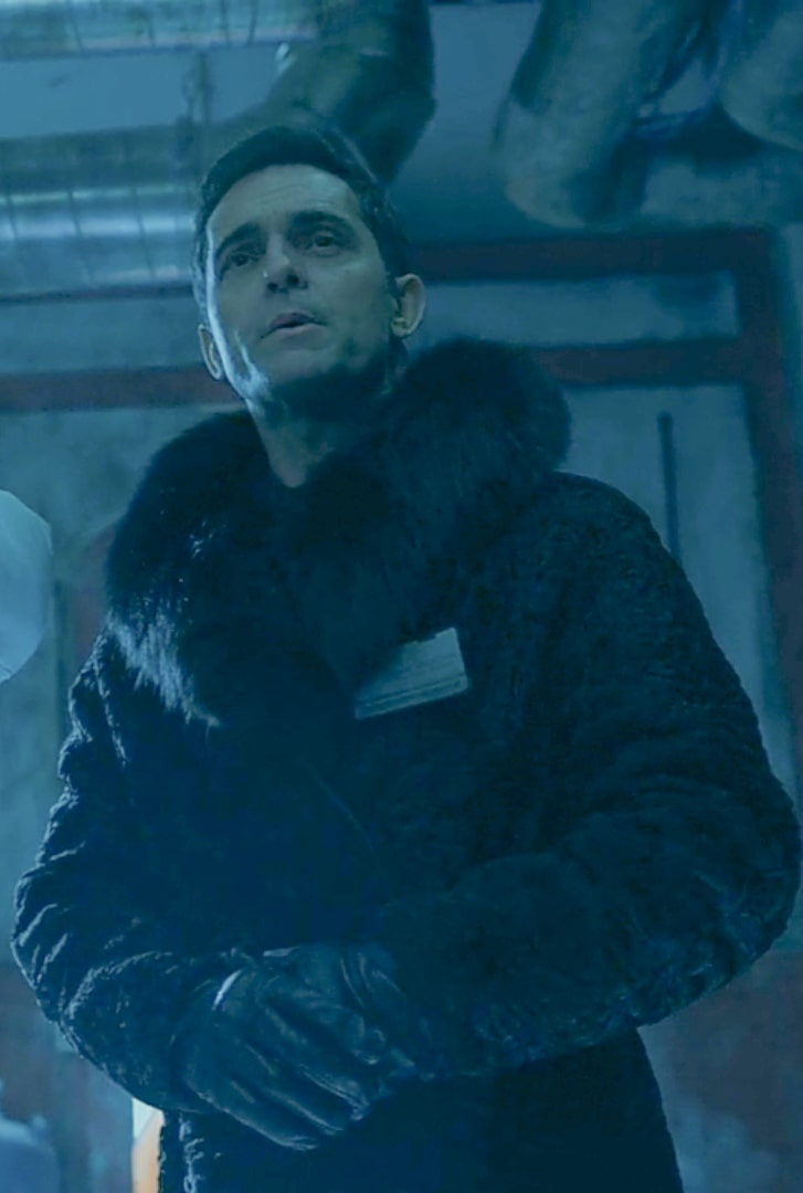 money-heist-s05-2021-berlin-black-wool-coat-1-min.webp