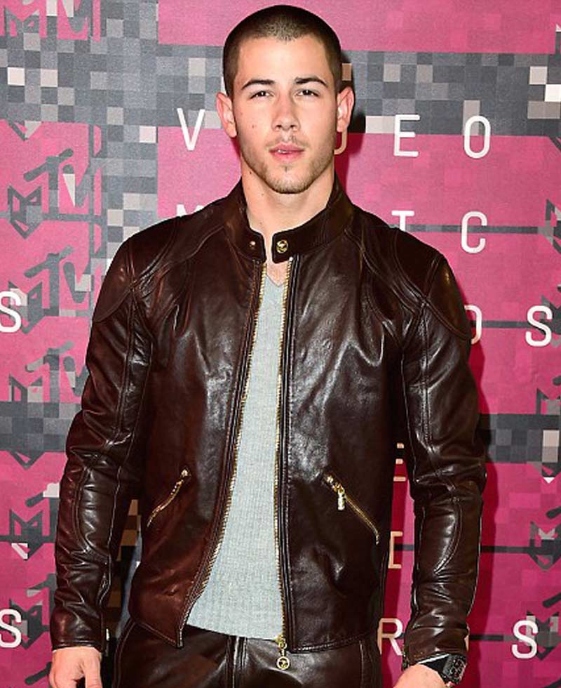 mtv-award-nick-jonas-leather-jacket.jpg