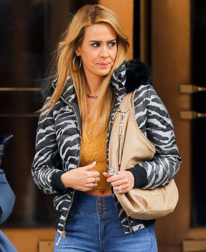 sarah-paulson-the-goldfinch-hoodie.jpg