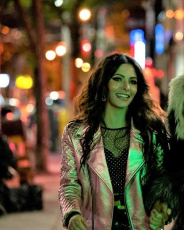 sarah-shahi-tv-series-sex-life-2021-pink-leather-jacket.webp sarah shahi tv series sex life 2021 pink leather jacket