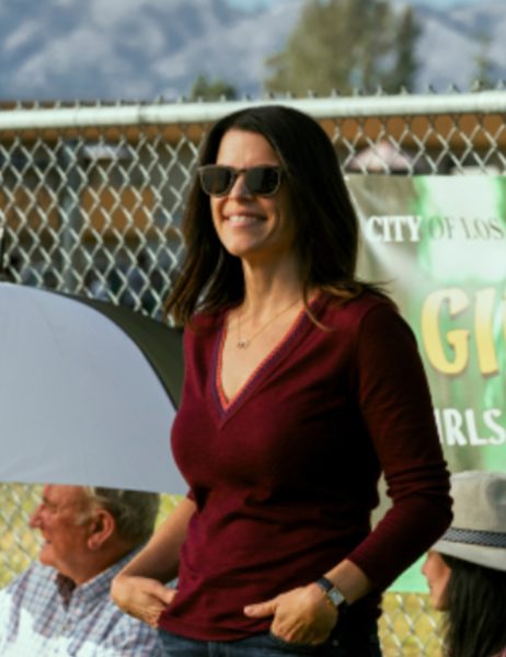 neve campbell maroon sweater