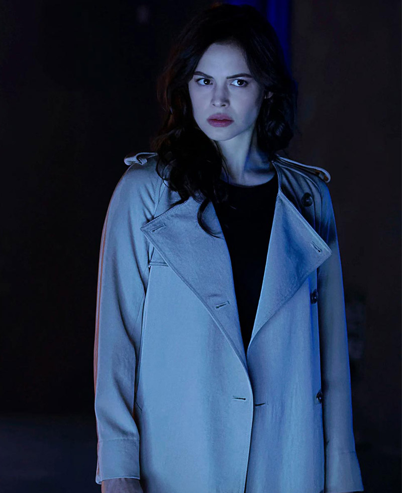 Titans Season 03 Conor Leslie White Coat
